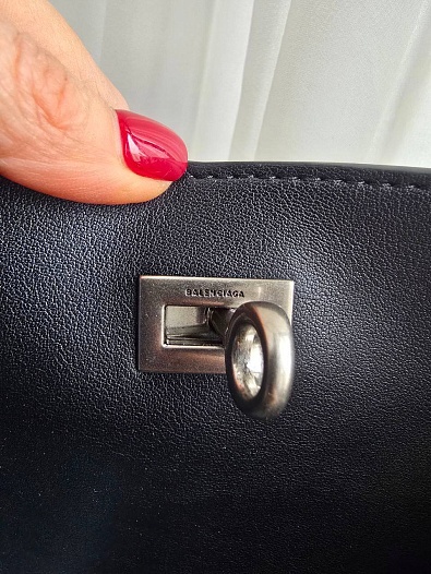 Кожаная сумка Balenciaga 37x34 см   