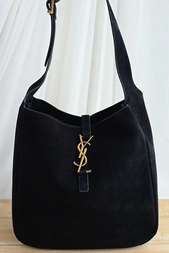 Женская чёрная замшевая сумка Yves Saint Laurent 37x29 см