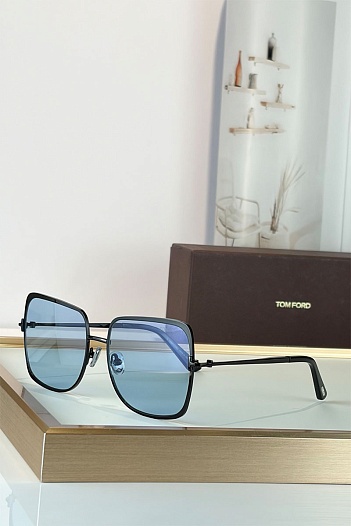 Солнцезащитные очки Tom Ford Tara   