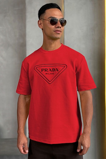 Красная оверсайз футболка Prada Milano logo   