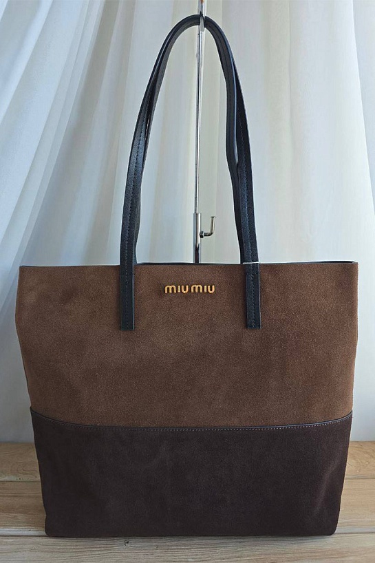 Замшевая сумка-шоппер MIU MIU 34x33 см