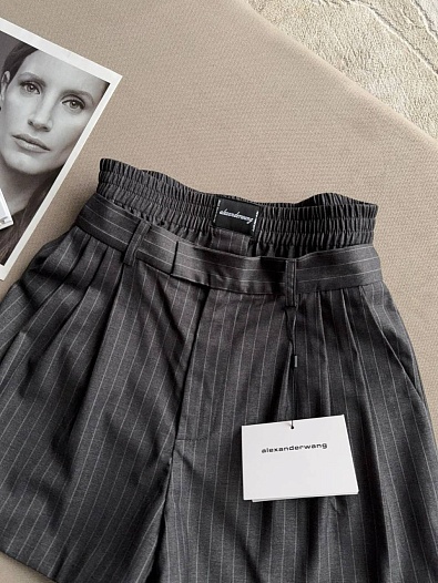 Женские шорты Alexander Wang серого цвета   