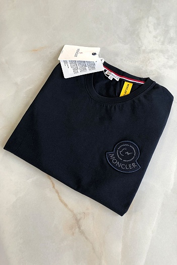 Брендовая мужская футболка Moncler тёмно-синего цвета   
