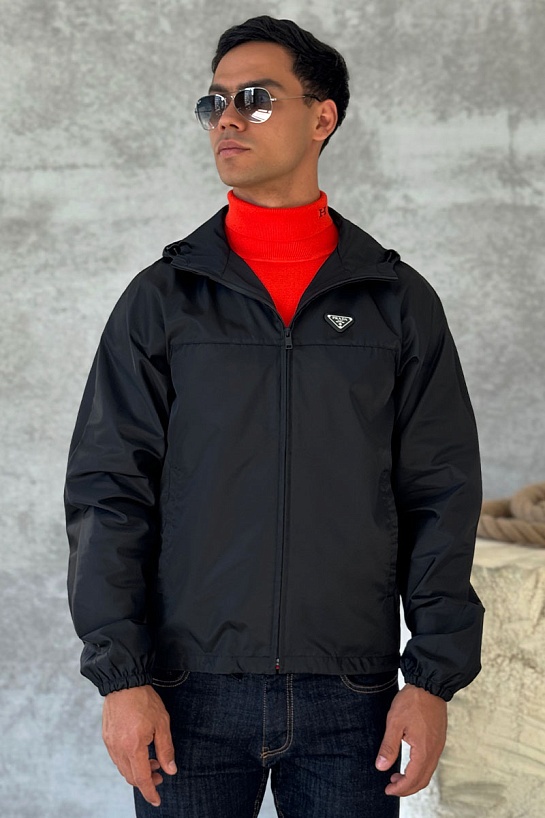 Мужская чёрная ветровка Prada logo-plaque