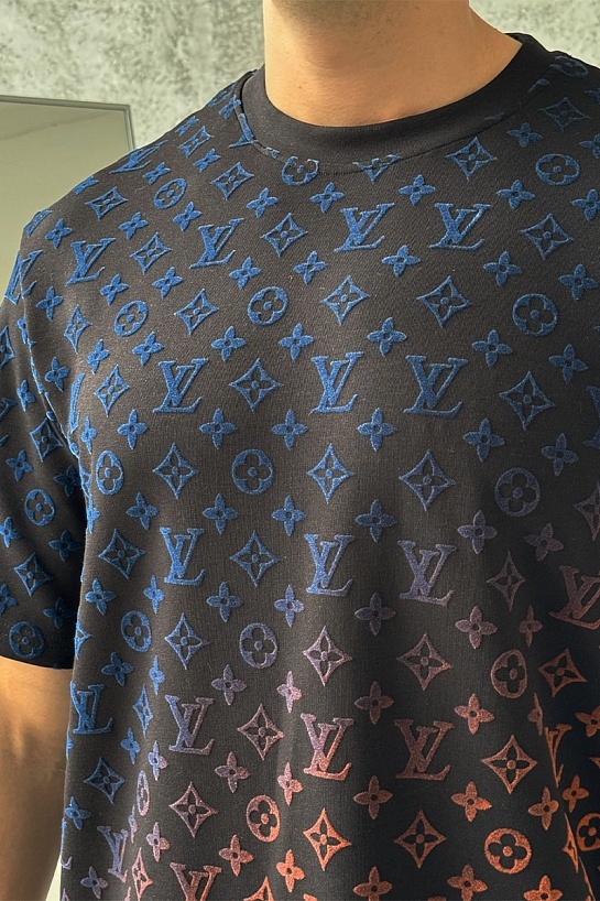 Чёрная оверсайз футболка Louis Vuitton Monogram Gradient