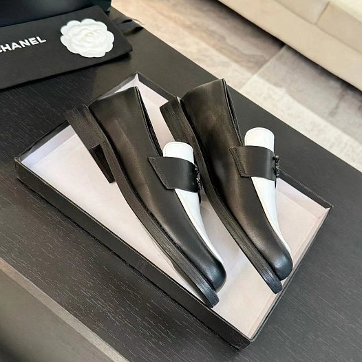 Женские лоферы Chanel Premium - Black / White   