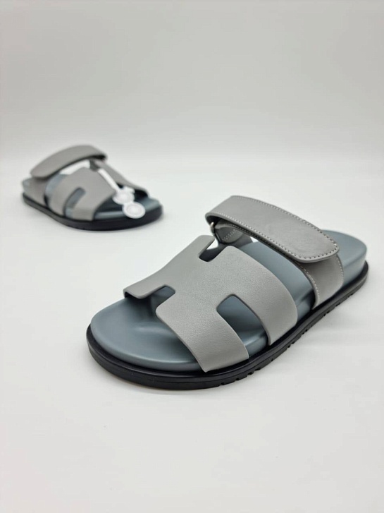 Женские кожаные сандалии Hermes Chypre - Grey