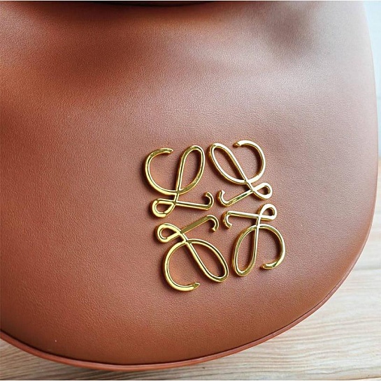 Кожаная сумка Loewe Luna 28x28 см (2 расцветки)