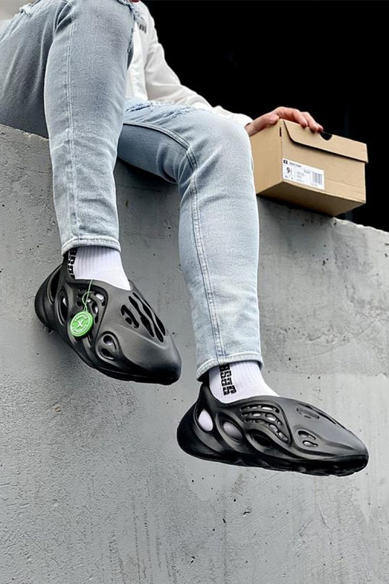 Кроссовки Adidas Yeezy Foam Runner - Black