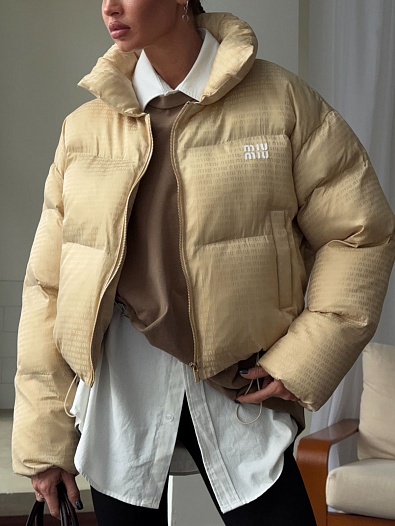 Бежевая женская куртка MIU MIU   
