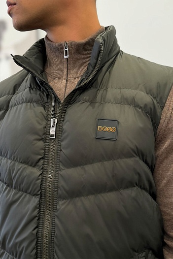 Мужской зелёный жилет Hugo Boss logo-patch   