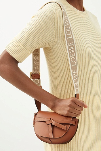 Женская кожаная сумка Loewe Gate small 21x20 см (3 расцветки)   