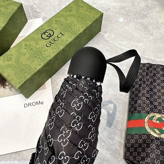 Складной зонт Gucci GG Monogram premium    