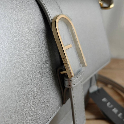 Кожаная сумка Furla Flow Mini 25x18 см   