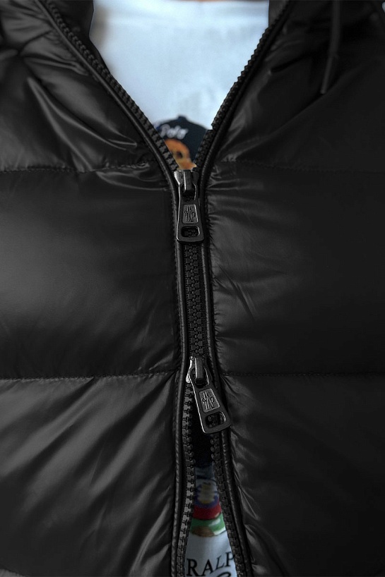 Мужской чёрный жилет Moncler Cardamine logo-patch