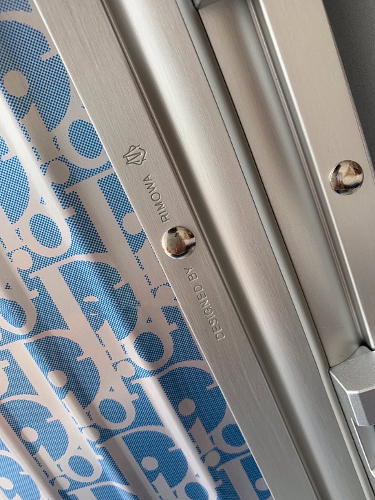 Чемодан Rimowa x Dior Aluminum Gradient L Premium 79x48x27 см