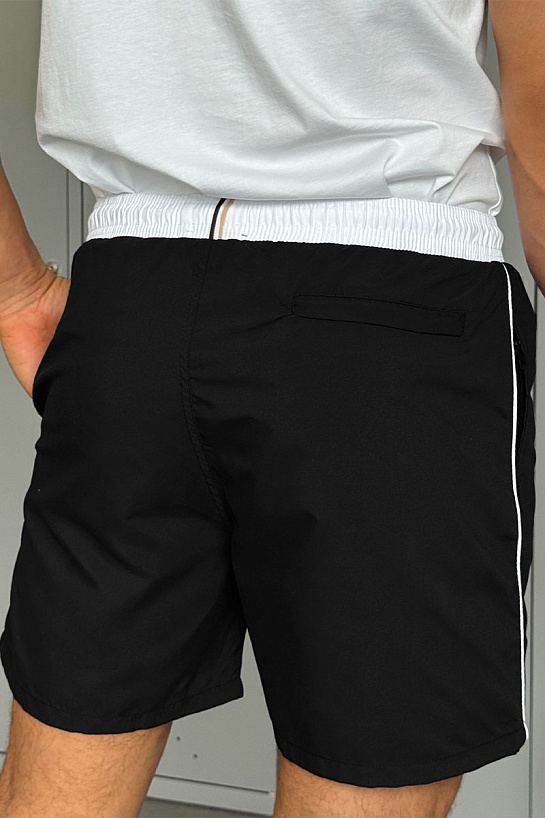 Мужские чёрные шорты Hugo Boss logo-print