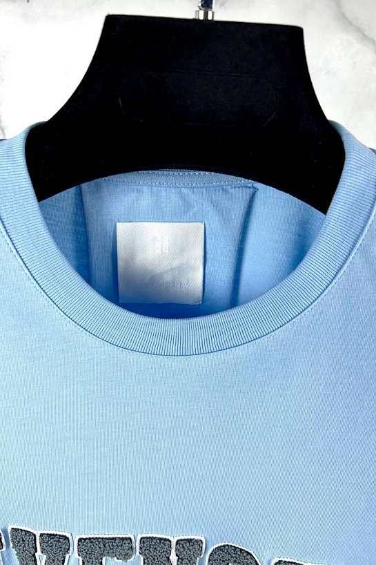 Мужская футболка Givenchy голубого цвета