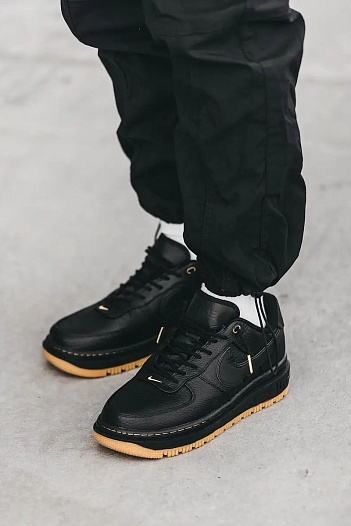 Кроссовки Nike Air Force 1 Luxe Low - Black / Gum   