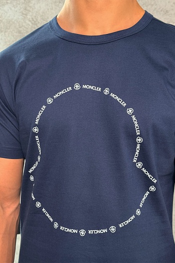 Тёмно-синяя брендовая футболка Moncler Logo Outline   