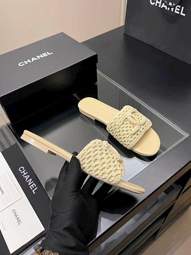 Женские кожаные шлёпанцы Chanel premium   