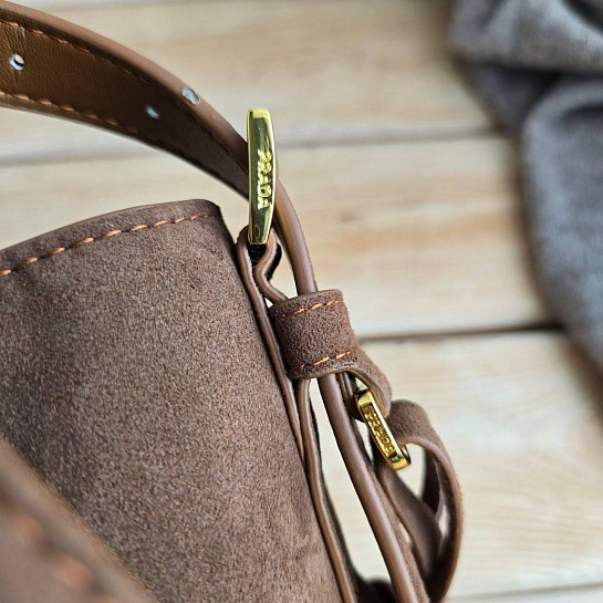 Замшевая сумка Prada Bucket 24x22 см - Brown