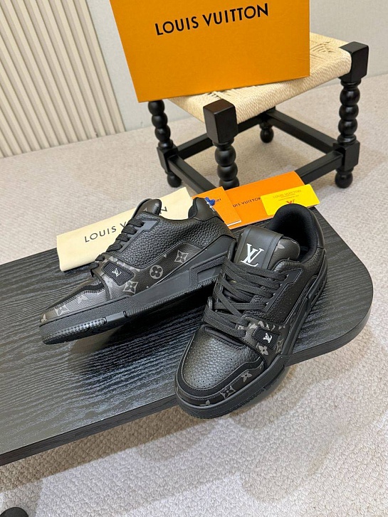 Мужские кроссовки Louis Vuitton Trainer - Black