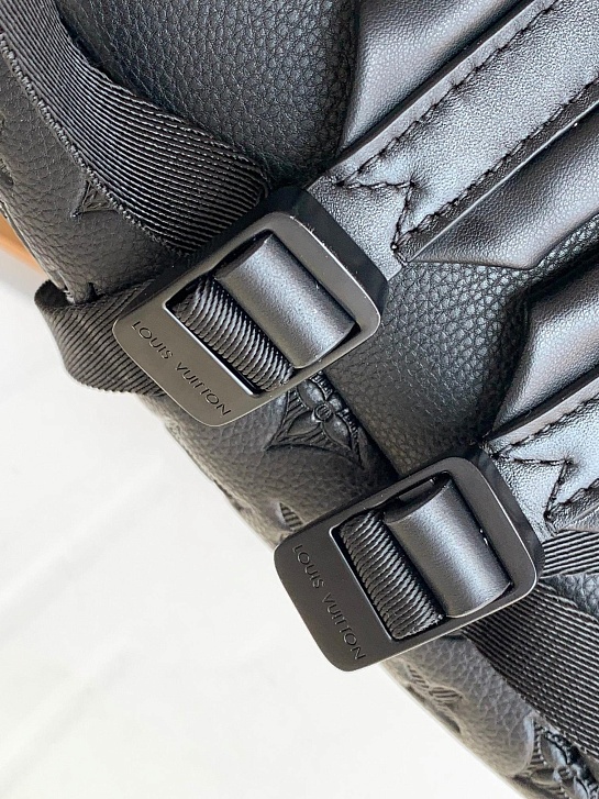 Кожаный рюкзак Louis Vuitton Discovery premium 38x29x20 см