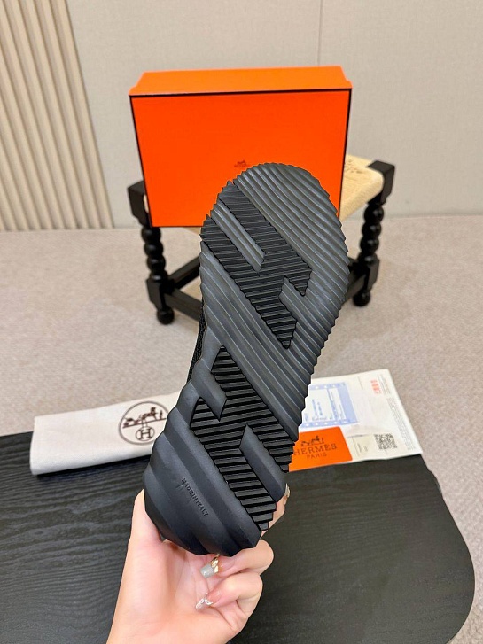 Мужские чёрные кроссовки Hermes Bouncing