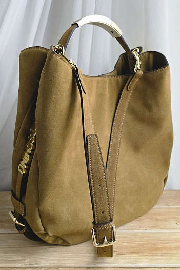 Замшевая сумка Moschino 42x31 см   