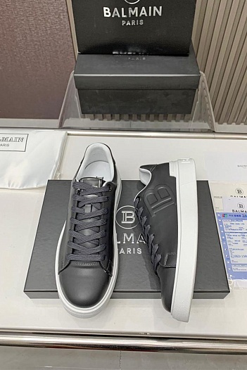 Кожаные кроссовки Balmain серого цвета   