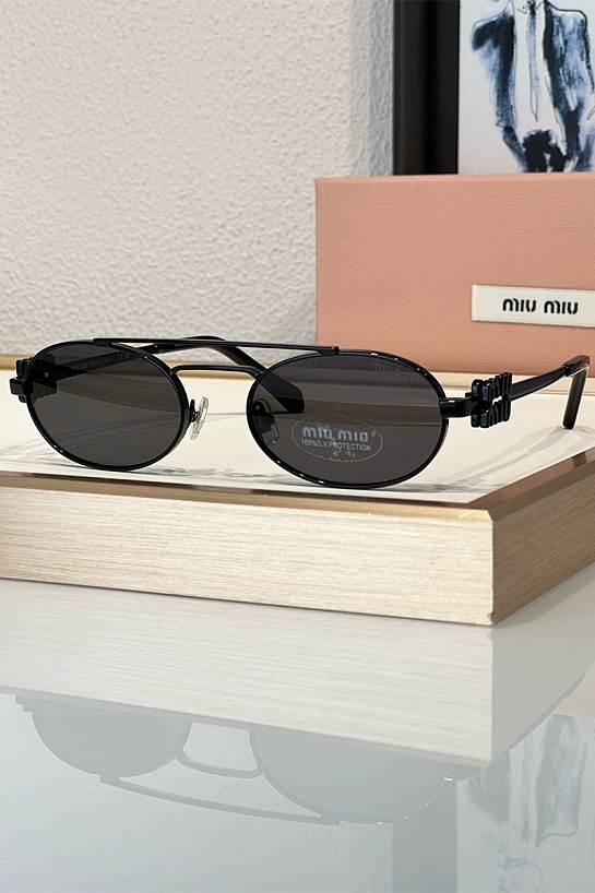 Женские солнцезащитные очки MIU MIU Oval