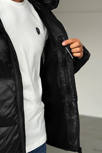 Мужской чёрный пуховик Canada Goose logo-patch   