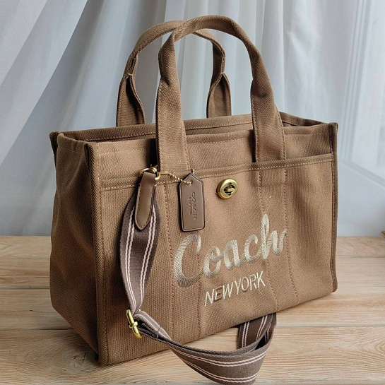 Женская сумка Coach tote 34x24 см (4 расцветки)
