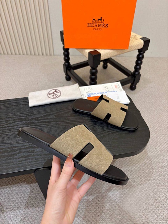 Мужские шлёпанцы Hermes Izmir