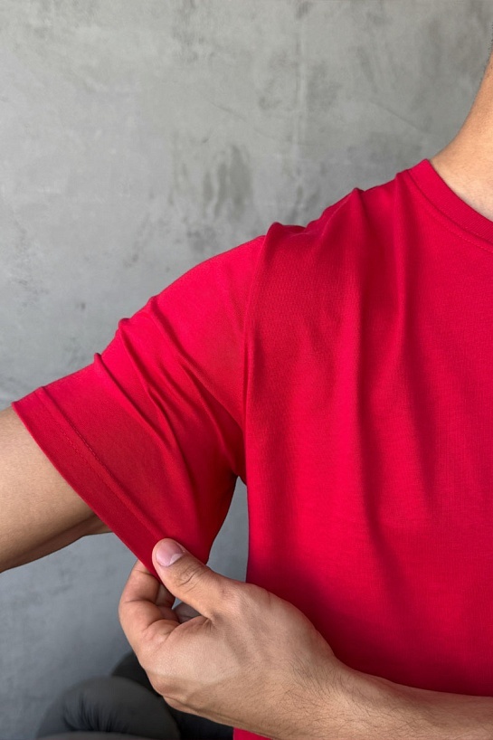 Мужская красная футболка Hugo Boss