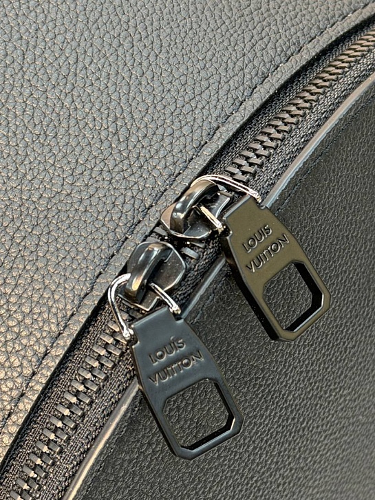 Кожаный рюкзак Louis Vuitton Discovery Work premium 42x30x19 см