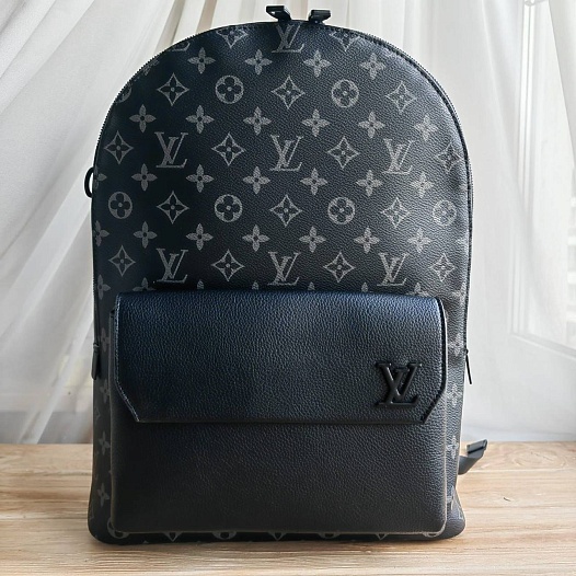 Кожаный рюкзак Louis Vuitton Discovery Monogram Eclipse 40х30 см   