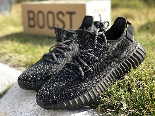Кроссовки Adidas Yeezy Boost 350 V2 "Black" Reflective