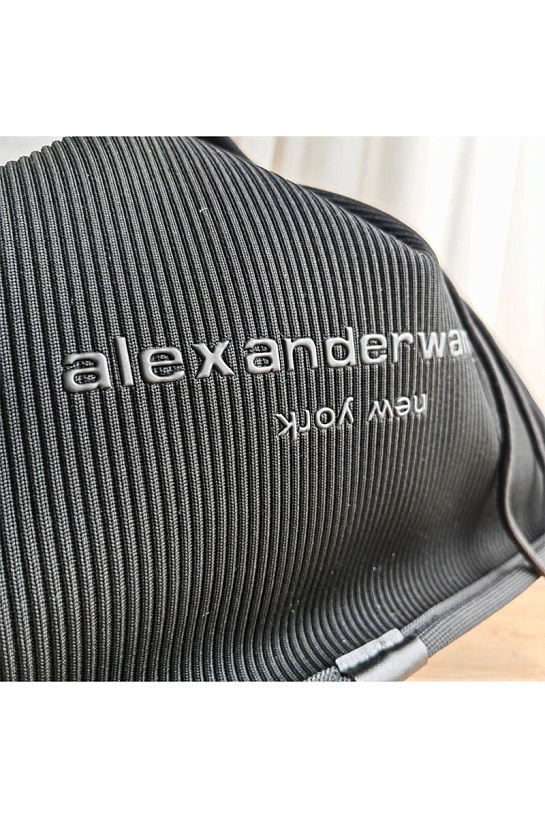 Женская чёрная сумка Alexander Wang Ryan ribbed-knit 26x20 см