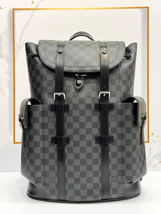 Кожаный рюкзак Louis Vuitton Christopher MM Premium
