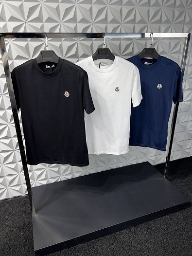 Брендовая мужская футболка Moncler тёмно-синего цвета   