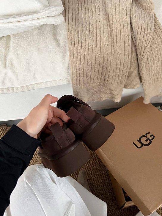 Замшевые женские слиперы с мехом UGG Lanah