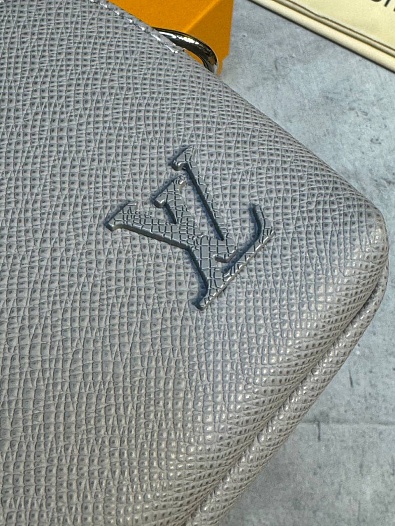Кожаная сумка Louis Vuitton Avenue Messenger Premium 22.6x15.5x7 см   
