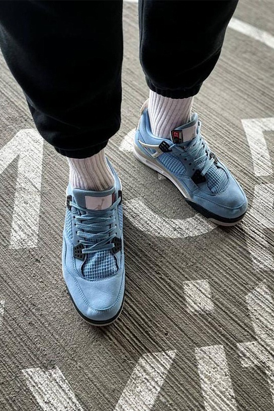 Кроссовки Nike Air Jordan 4 “University Blue”