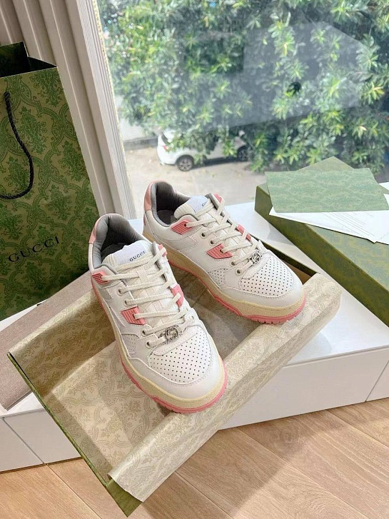 Женские кроссовки Gucci Premium - White / Pink
