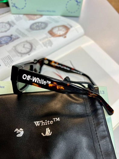 Квадратные солнцезащитные очки Off-White Manchester   
