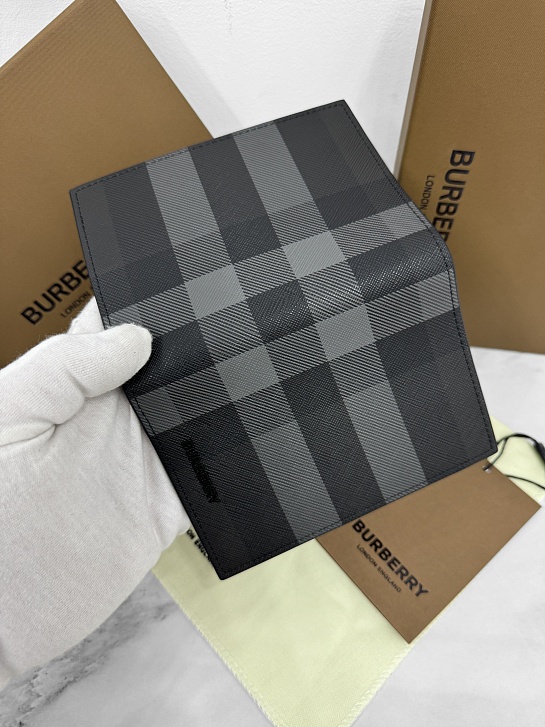 Кожаная обложка для паспорта Burberry Check Premium 14x10x2 см