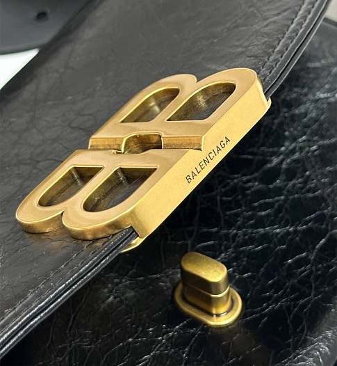 Женская сумка Balenciaga BB Soft Premium 23x14.5x4 см - Black / Gold   