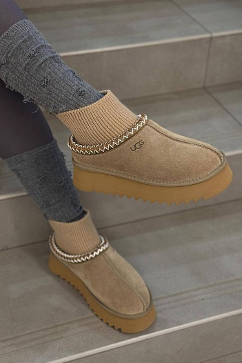 Женские ботинки UGG Classic Mini Cresent - Brown   
